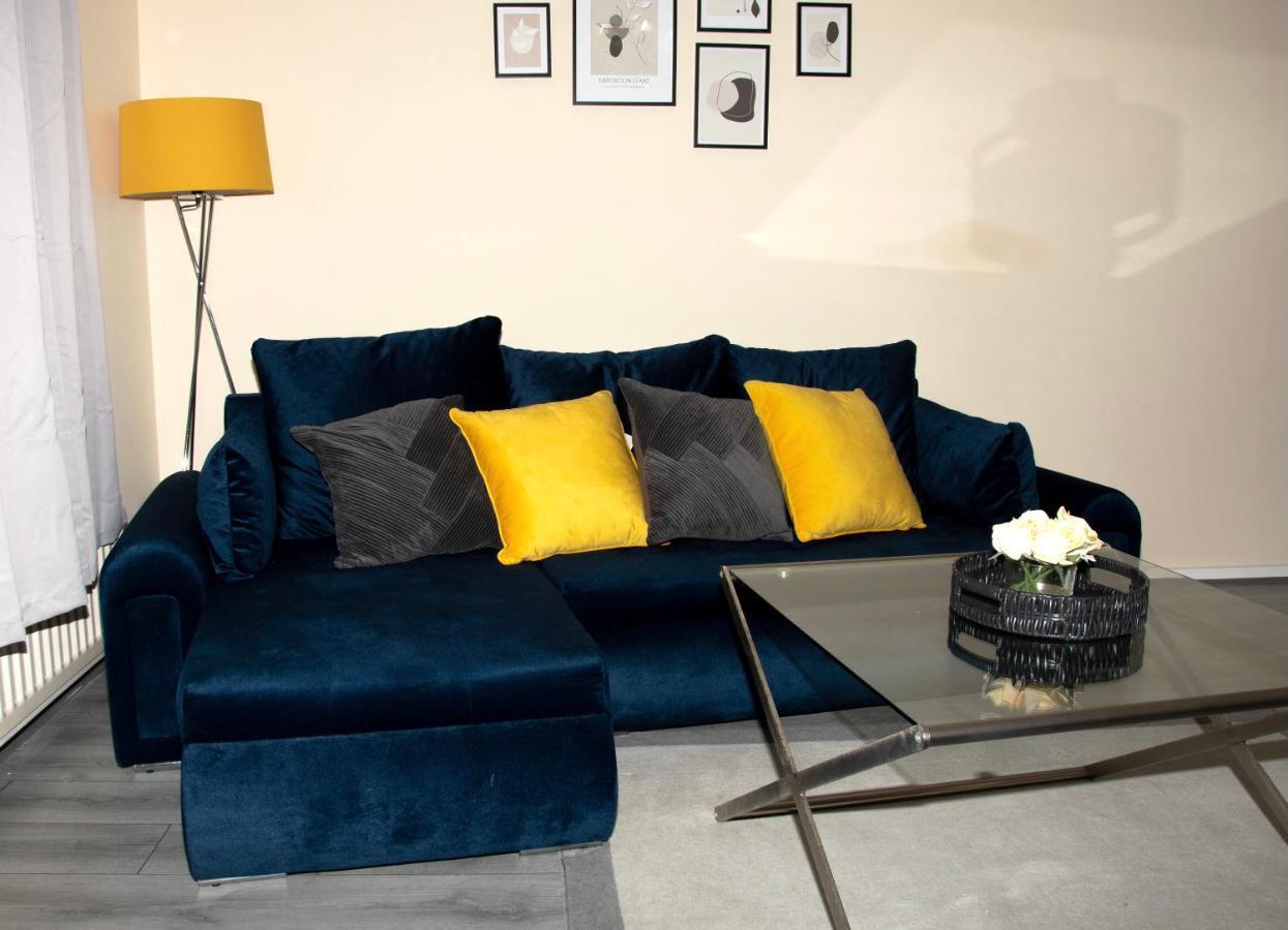 Xb Property - Comfy House Perfect For Families Contractors Relocators เวสต์บรอมมิช ภายนอก รูปภาพ